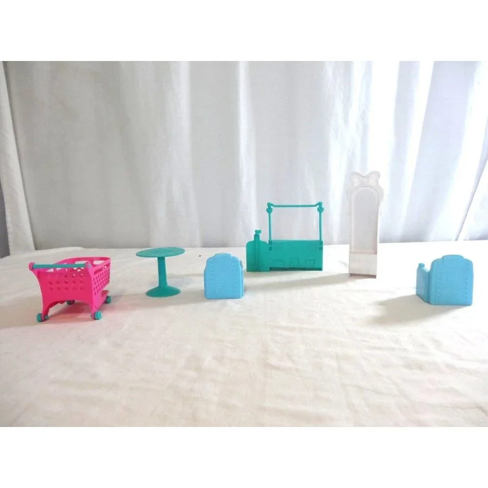 Shopkins Shopville Super Mall Shoppies Figures Acces Furniture and 4 Rare shopki